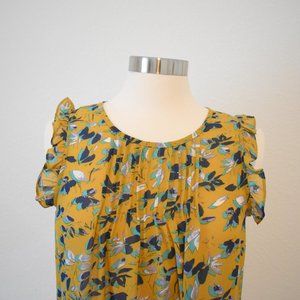 Flutter sleeve blouse